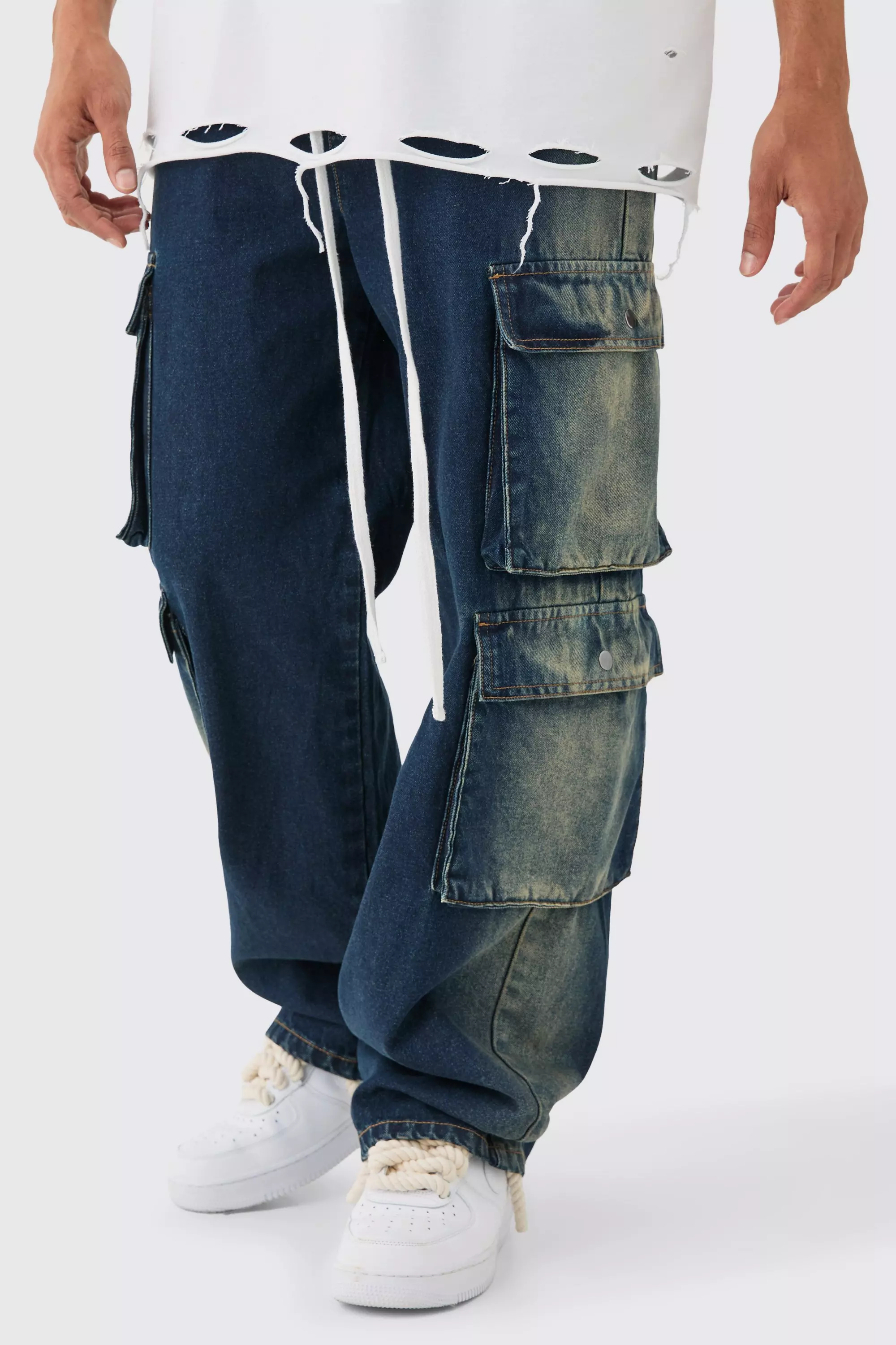 ボトムスその他 Off-White Oversized cargo jeans in burnt denim Off-White™ Blue wide cargo denim jeans | TheDoubleF